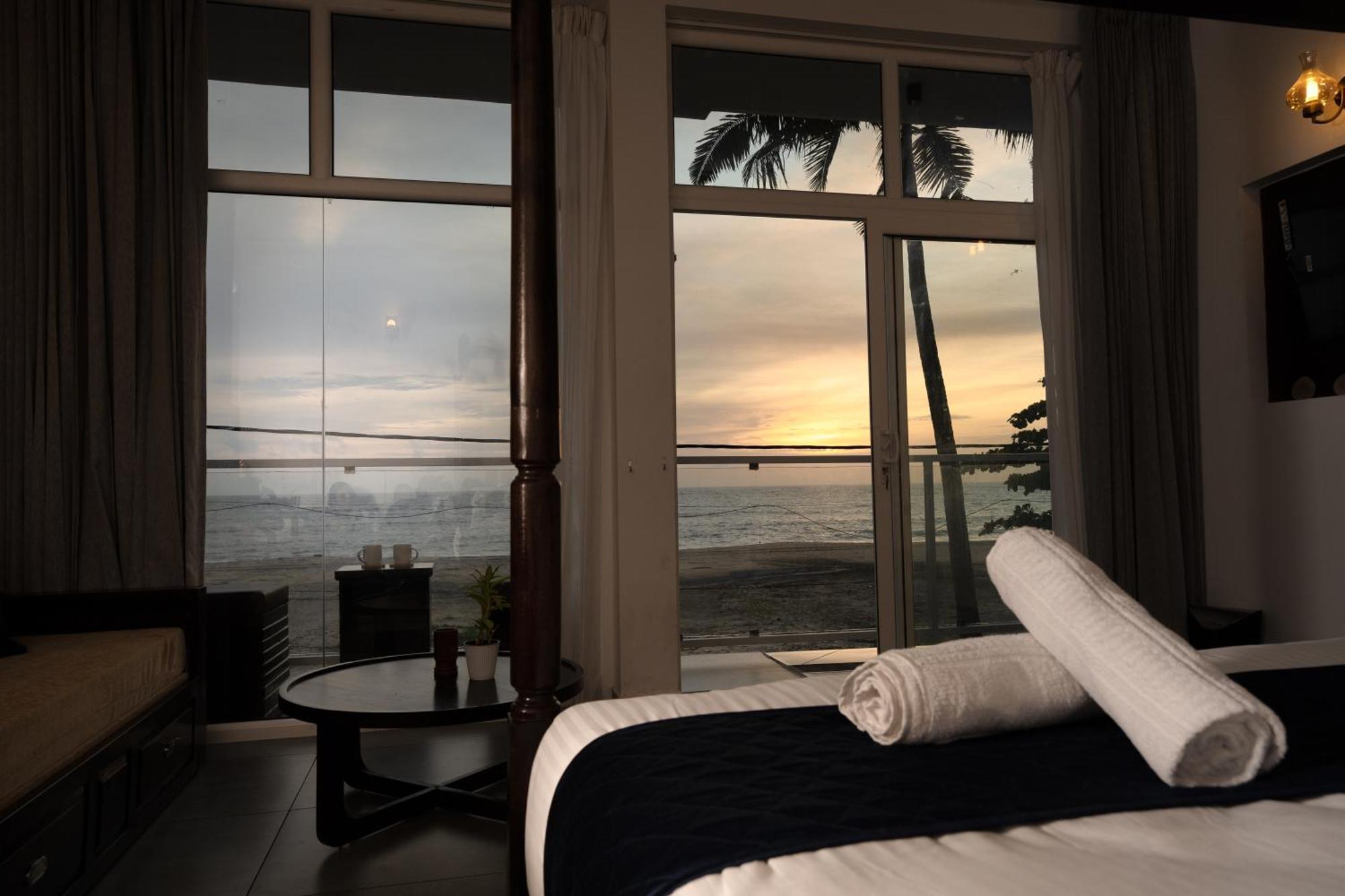 Akoya Beach Villa Alappuzha Exteriör bild